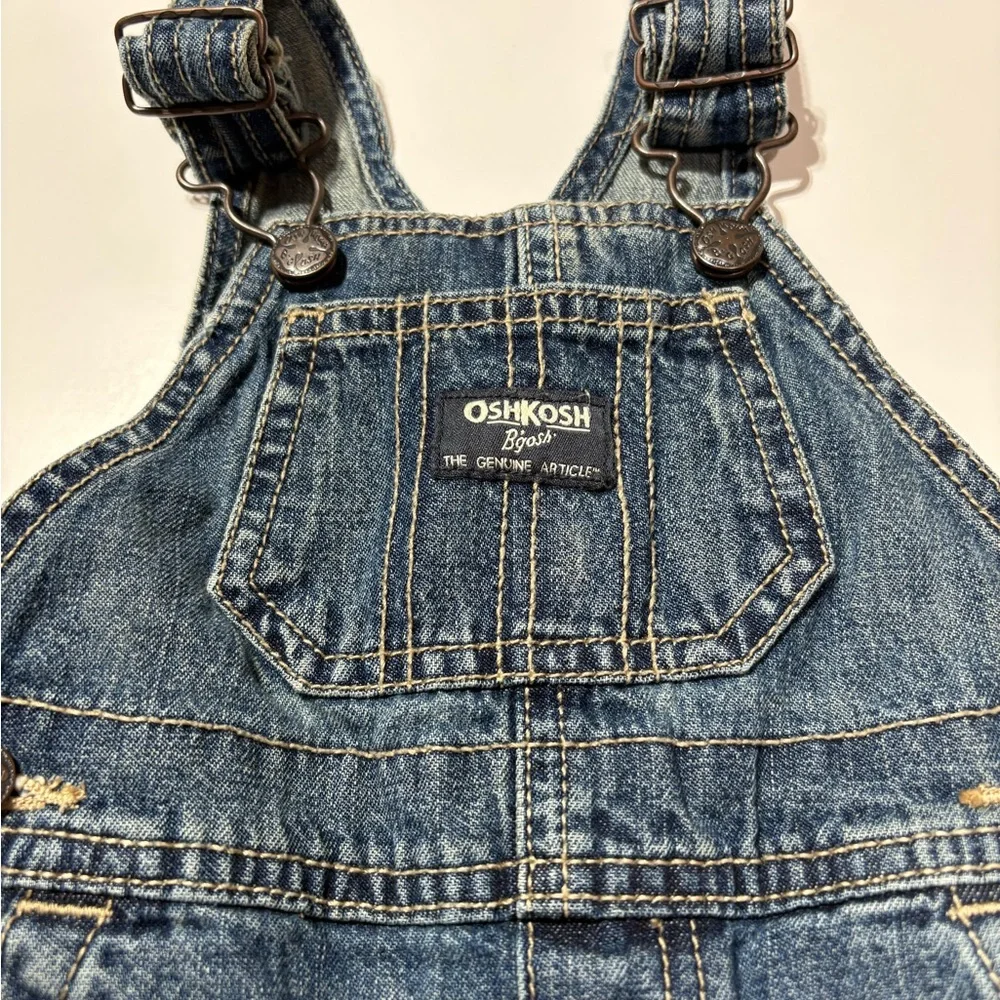 OshKosh B'gosh Denim Overalls size 6months